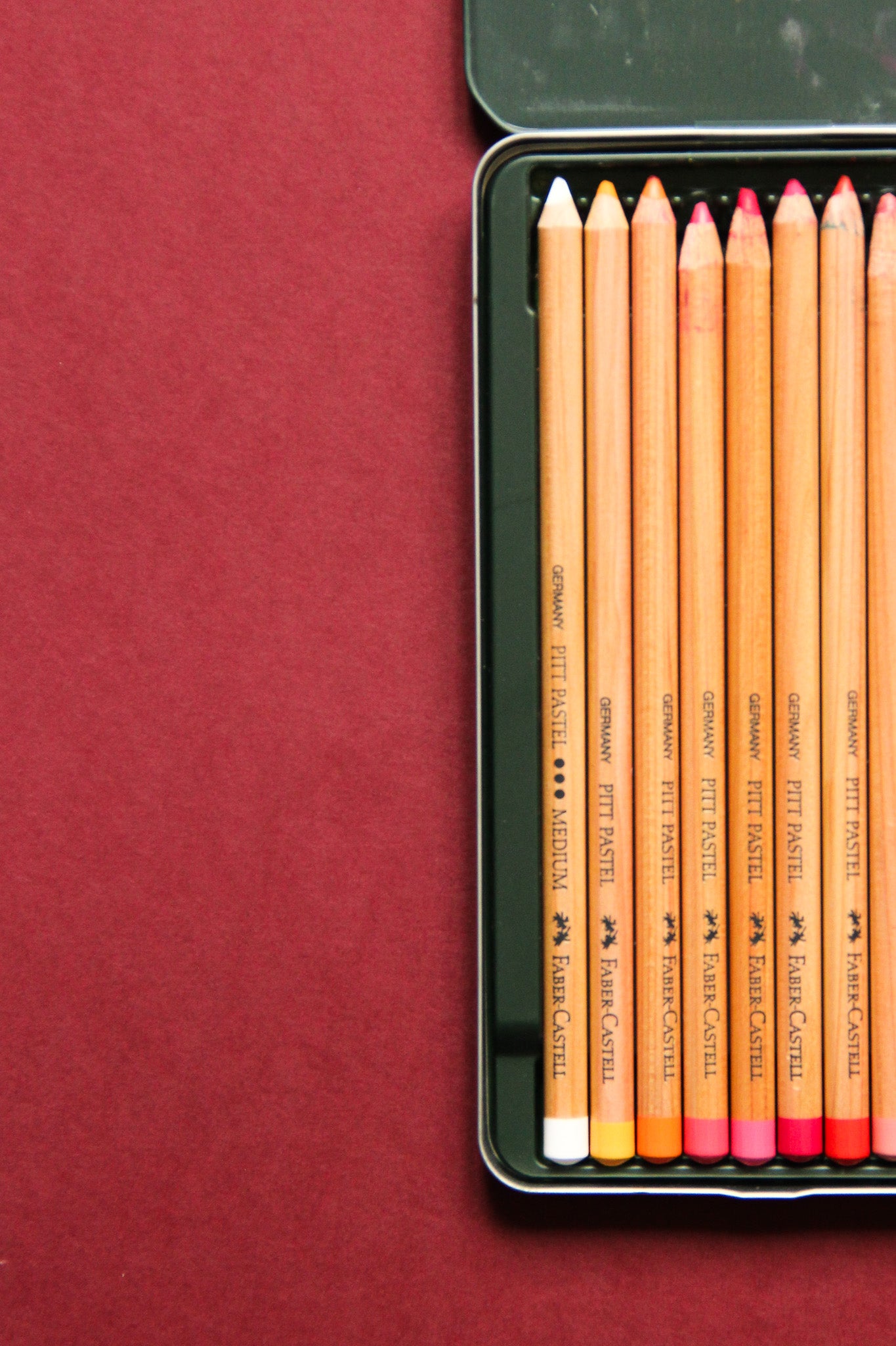 Atelier n°1 : Exploration aux crayons de couleurs
